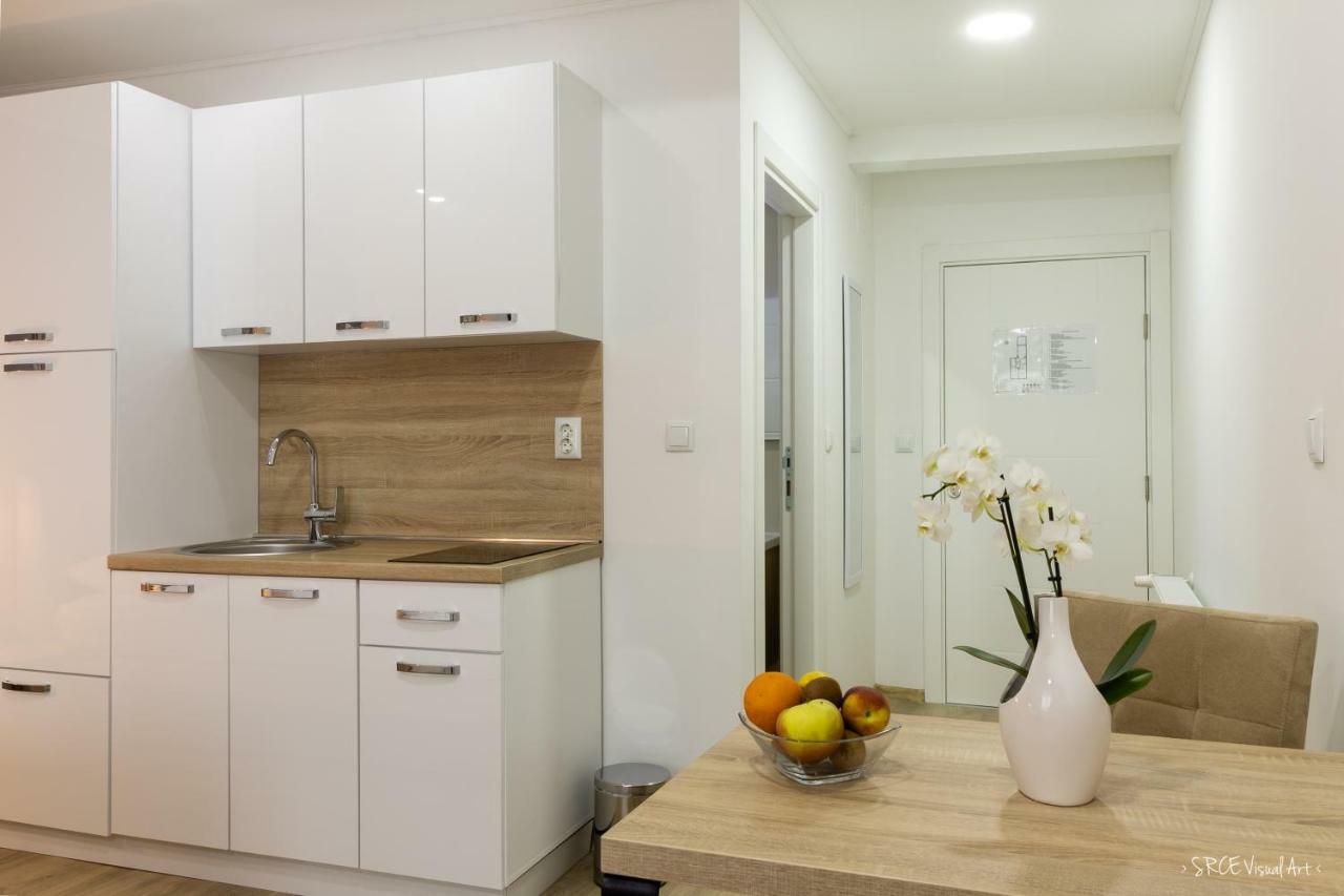 Apartmani Gundulic Osijek Exterior foto