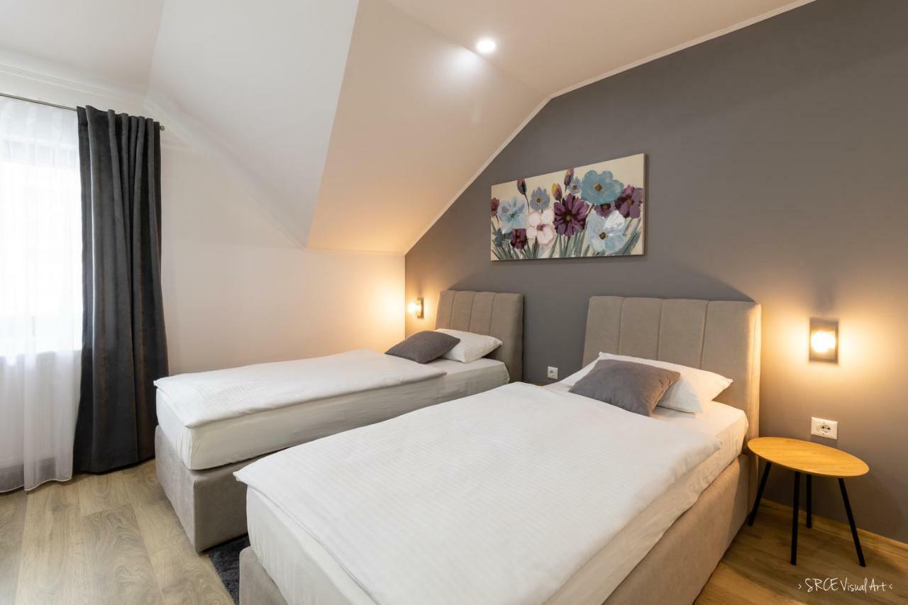 Apartmani Gundulic Osijek Exterior foto