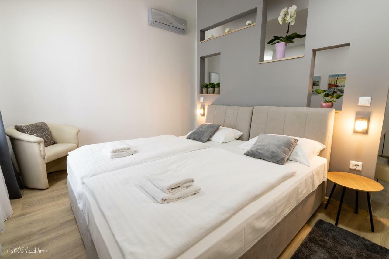 Apartmani Gundulic Osijek Exterior foto