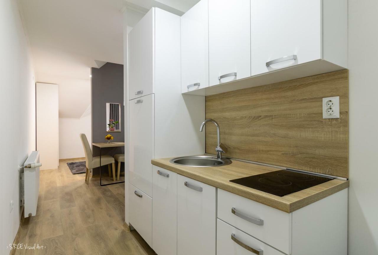 Apartmani Gundulic Osijek Exterior foto